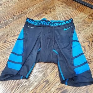 Nike mens compression short XL
